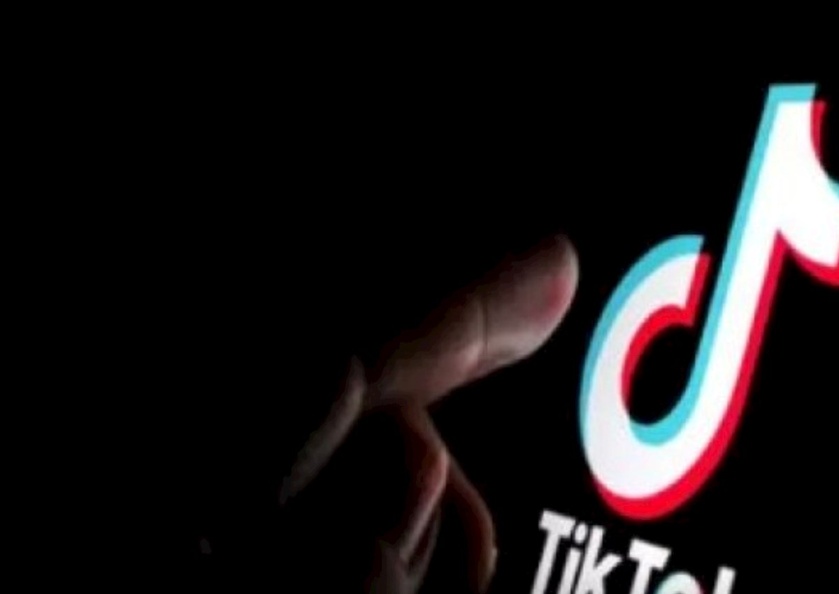 Canlı yayımda söyüş söyən daha bir tiktoker həbs edildi
