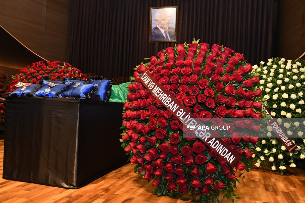 Nəriman Həsənzadə ilə vida mərasimi keçirilir (FOTO)