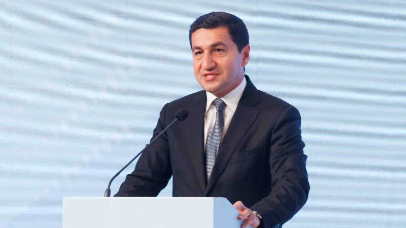 Hikmət Hacıyev: Azərbaycan Ermənistanla sülh prosesini əməli addımlarla sübut edib