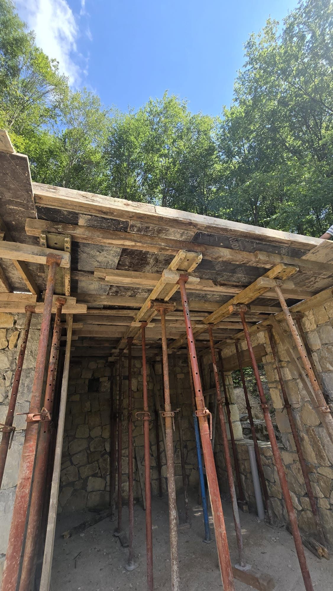 4 azərbaycanlı cinayət başında yaxalandı: Məsciddən 150 minlik oğurluq (FOTO)