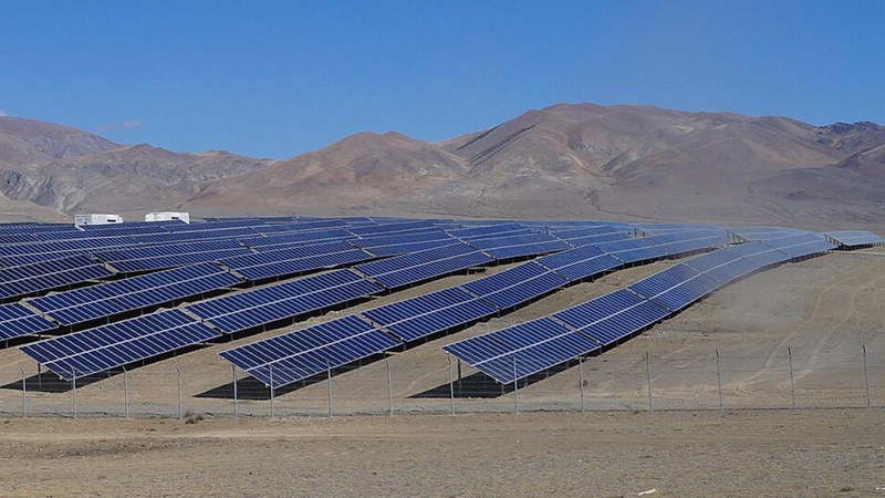 Çində günəş enerjisinin sürətli inkişafı tarixi mərhələyə yaxınlaşır