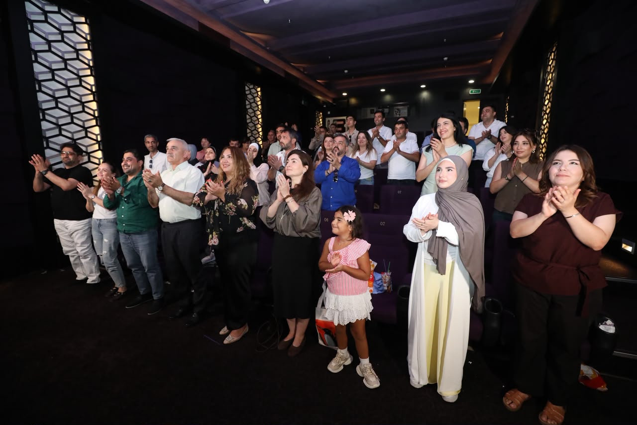 OBA marketlər şəbəkəsi Milli Kino Gününü 