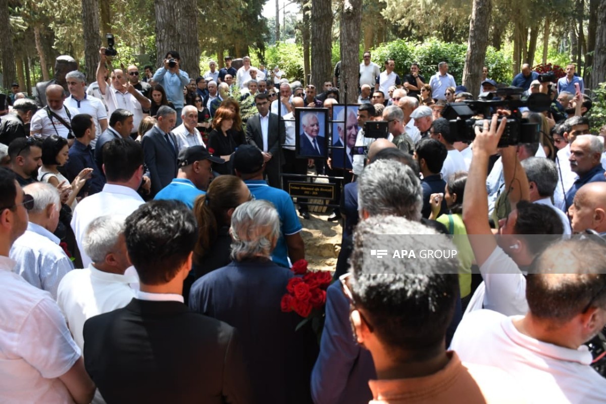Nəriman Həsənzadə dəfn edildi (YENİLƏNİB)