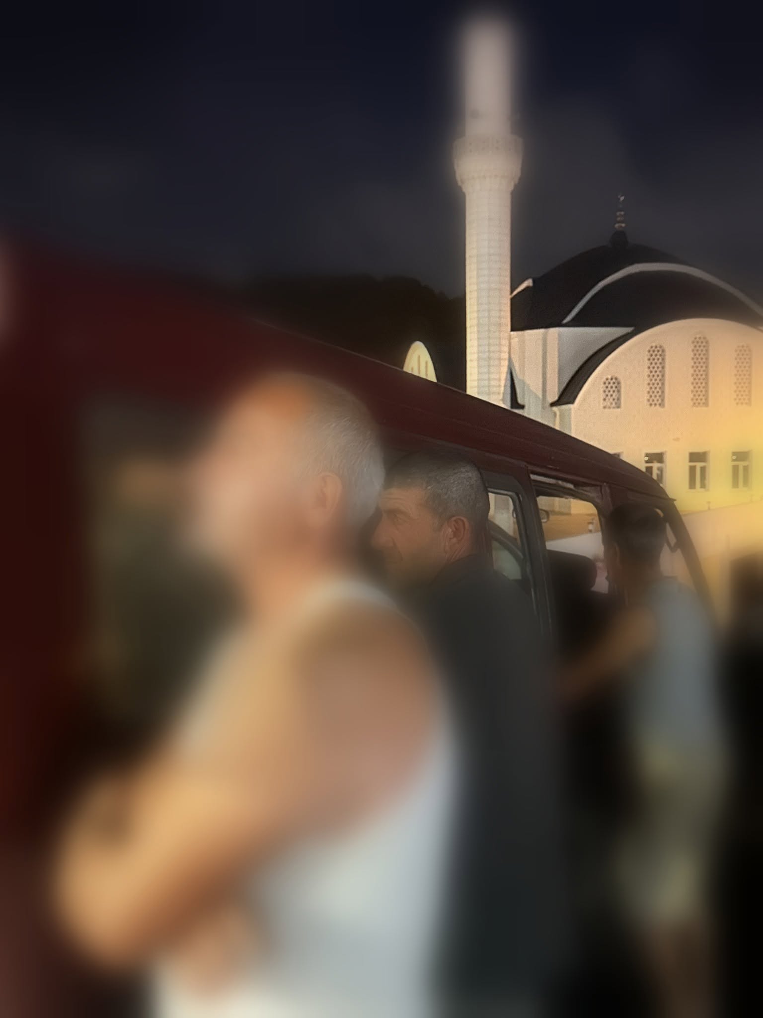 4 azərbaycanlı cinayət başında yaxalandı: Məsciddən 150 minlik oğurluq (FOTO)