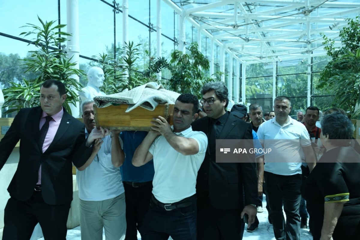 Nəriman Həsənzadə dəfn edildi (YENİLƏNİB)