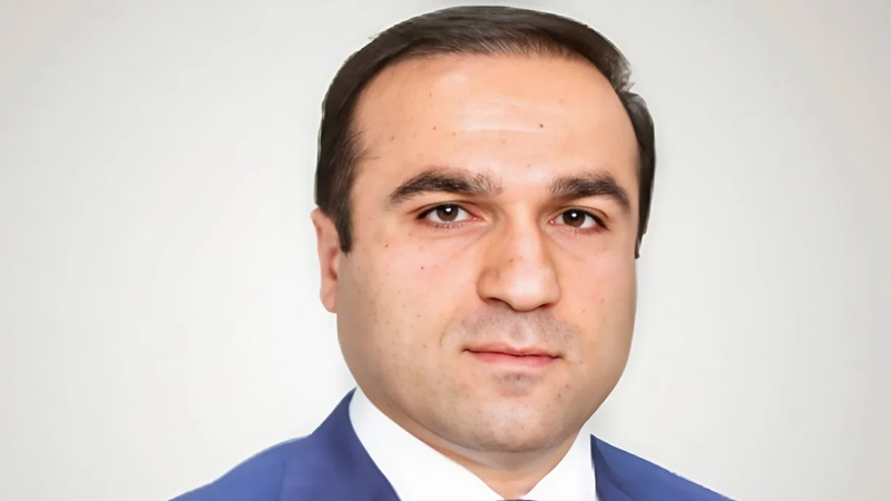 Namik Xıdırovun müşaviri vəzifəsindən getdi - Ştatı ləğv edildi