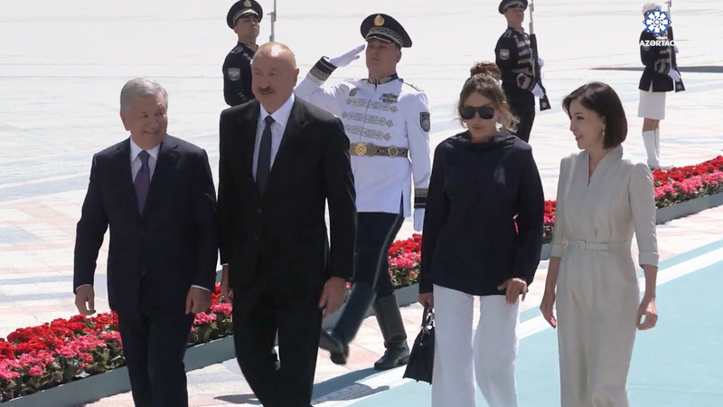 Prezident və birinci xanım Özbəkistana səfərə getdi (VİDEO)