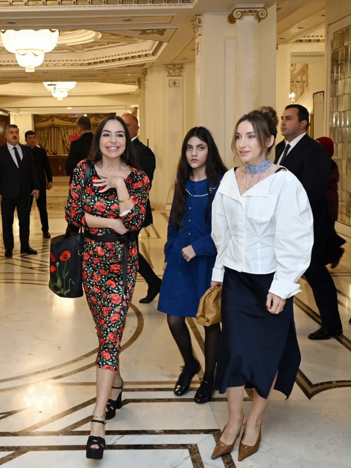 Alyona Əliyeva "Qağayı" tamaşasından paylaşım etdi (FOTO)