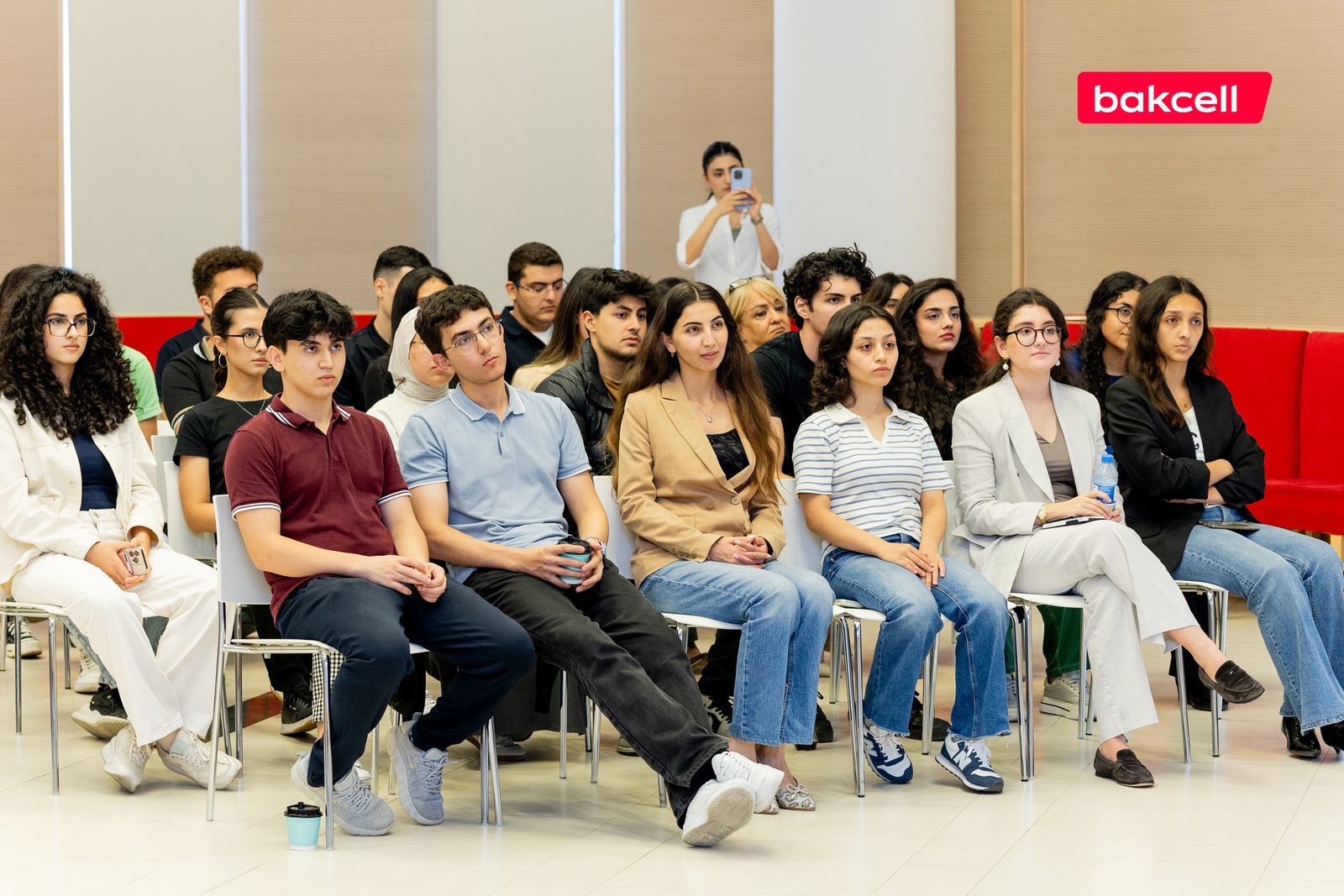 Bakcell-in baş icraçı direktoru ADA Universitetinin tələbələri ilə görüşüb