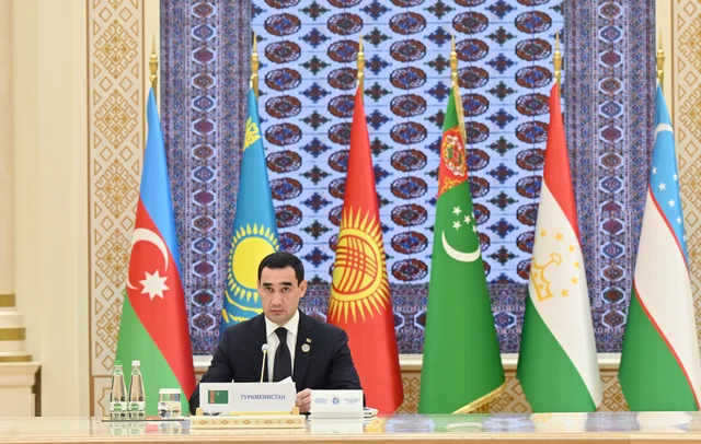Türkmənbaşıda Azərbaycan və Mərkəzi Asiya Dövlət başçılarının 8-ci Məşvərət görüşü keçirilir (FOTO) Türkmənbaşıda Azərbaycan və Mərkəzi Asiya Dövlət başçılarının 8-ci Məşvərət görüşü keçirilir (FOTO)