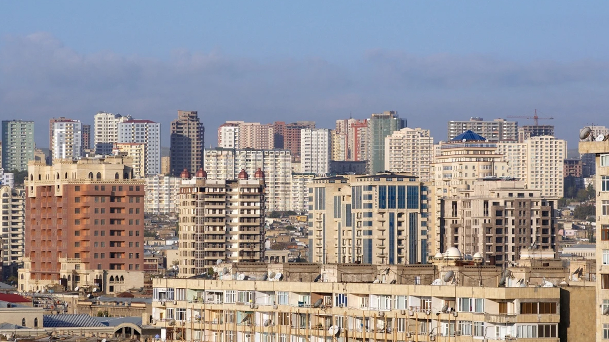 Bakının milyonluq mənzilləri: Qiymətlər niyə bu qədər bahadır?