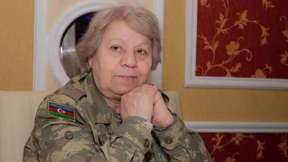 Ordumuzun ilk qadın snayperi vəfat etdi