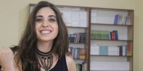 Atasının üzünü ildə bir dəfə görən oğlanın namus anlayışı