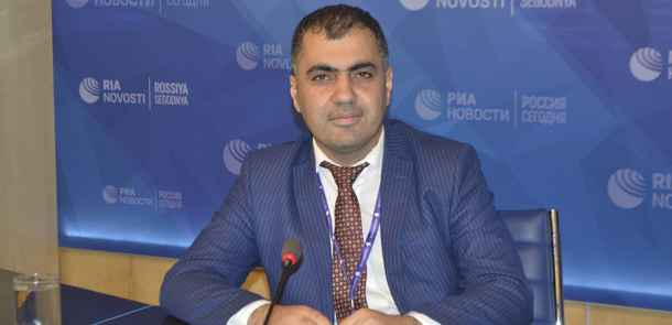 Abşeronda oğrular jurnalistin evinə girib, seyfini yardılar (FOTOLAR)