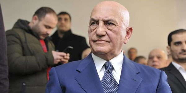 Əli İnsanov 14 il sonra azadlıqda (FOTOLAR)