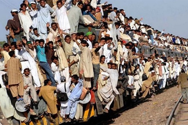 BMT: Hindistan əhalisinin sayı Çini keçəcək