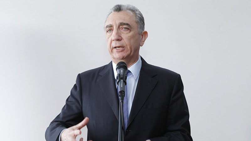 Eldar Əzizov rəhbər şəxslərə xəbərdarlıq etdi