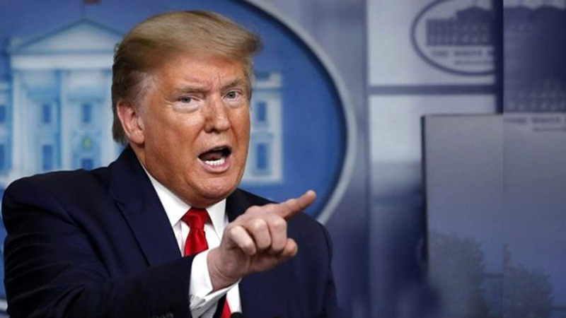 Tramp müxbirə əsəbiləşdi: 