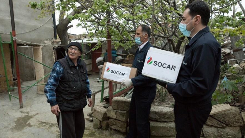 Aztəminatlı ailələrə yardımlar davam edir