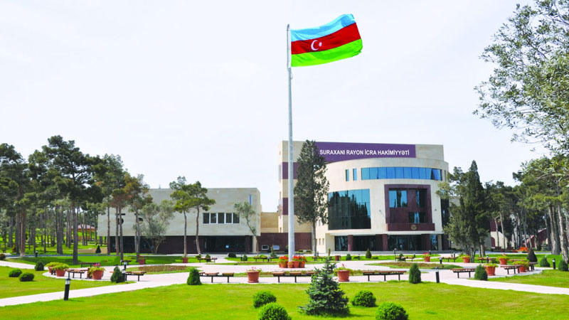 İH cəbhədə döyüşən əsgərin tikilməkdə olan evini sökdürüb (FOTOLAR)