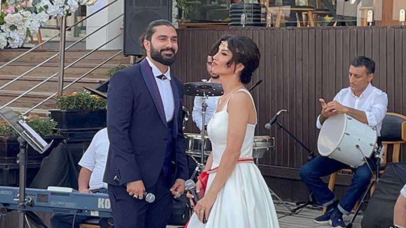 Bakıda tanınmış cütlüyün toyudur (FOTO)