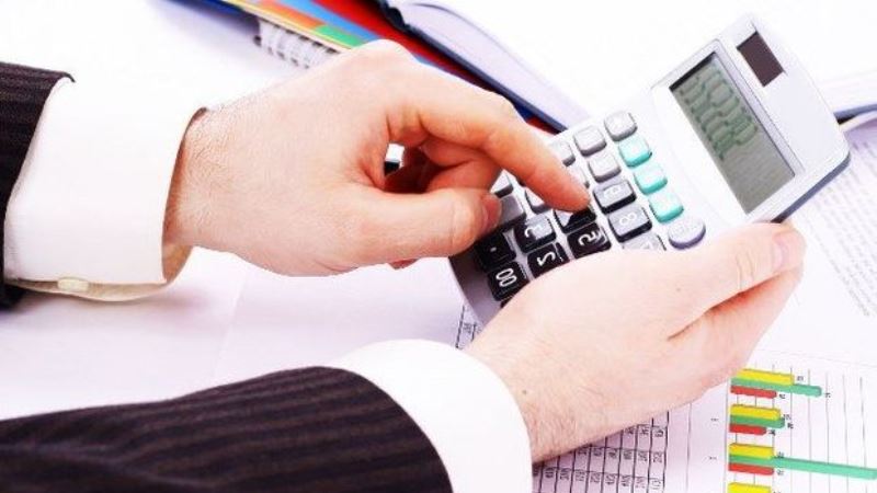 İstehlak kreditləri sürətlə artır, istehsala qoyulan kredit azalır - Səbəb nədir?