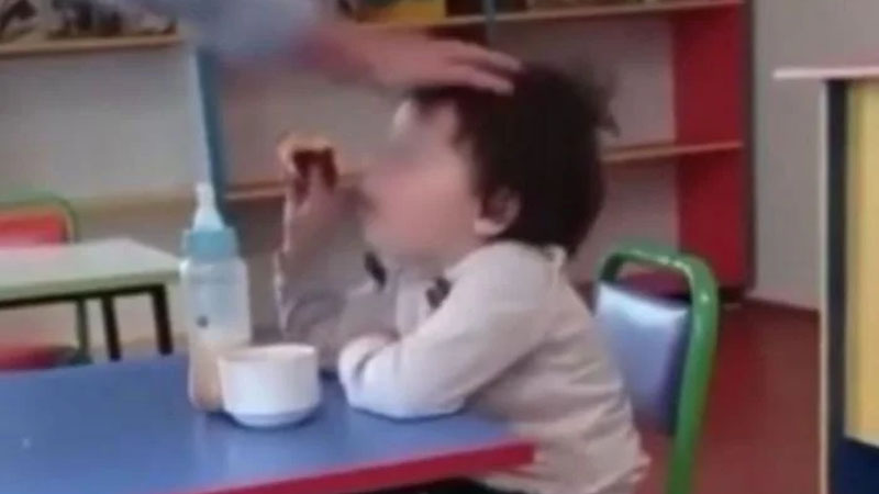 Bağçada körpəsinə şiddət göstərilən ata danışdı (VİDEO) 