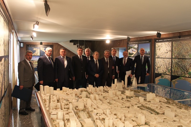 Bakıda tikinti qaydaları ciddi pozulur - Toplantı