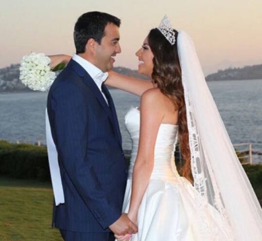 Safuranın nazir oğlu həyat yoldaşı ilə xoşbəxt ailəsi... FOTOLAR