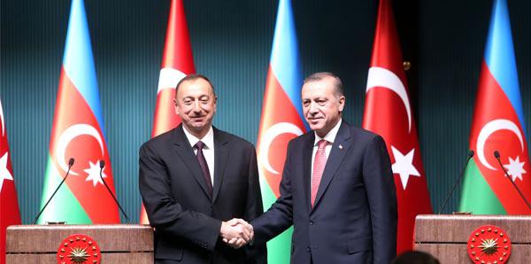 Dünya siyasətinə Bakı və Ankara dərsi