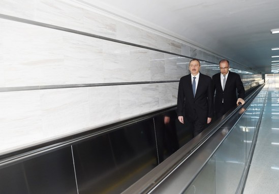 Prezident yeni metro stansiyalarda - FOTOLAR