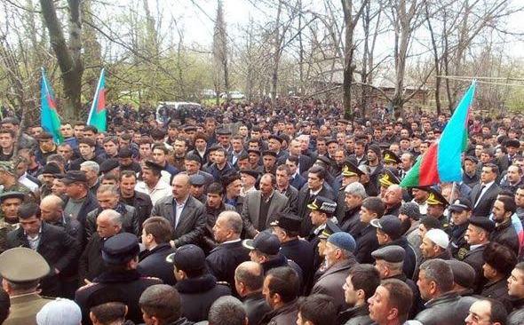 Şəhidimizin toyuna qurulan çadırda yasını verdilər - FOTO