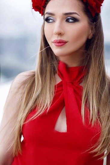 Yeni ana olan Səbinədən rəngarəng FOTOSESSİYA