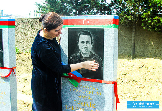 Şəhidlərimizin 40 günü: yaxınları məzar başında - FOTOLAR