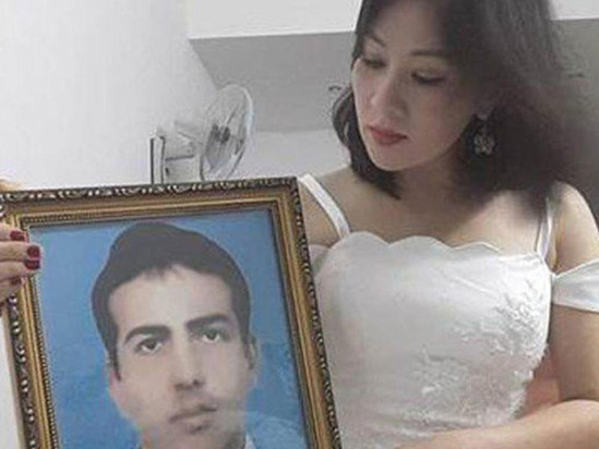 Şəhid xanımından ürək parçalayan hərəkət - FOTOLAR