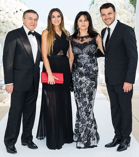 Araz Ağalarov həyat yoldaşı ilə necə tanış olub?
