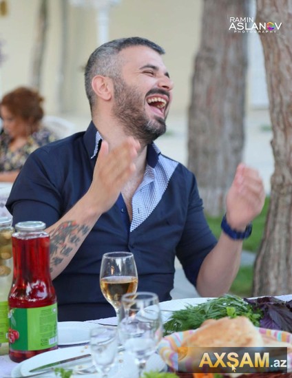 Yerli məşhurların paparatsi FOTOLARI