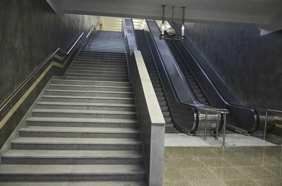 Metroda yeni eskalatorlar quraşdırıldı, özəlliyi isə... /Fotolar
