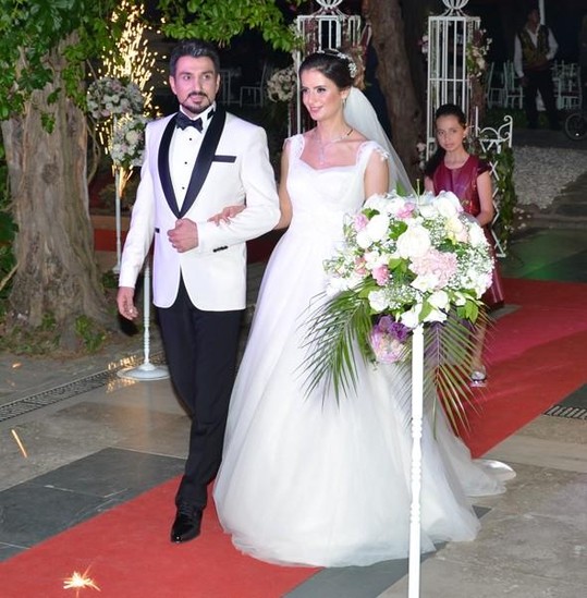 "Kurtlar vadisi pusu"nun qəhrəmanı evləndi - Nəhayət - FOTOLAR
