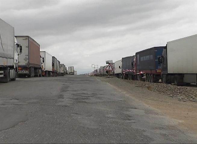 Azərbaycanla Rusiya arasında pomidor qalmaqalı - FOTO