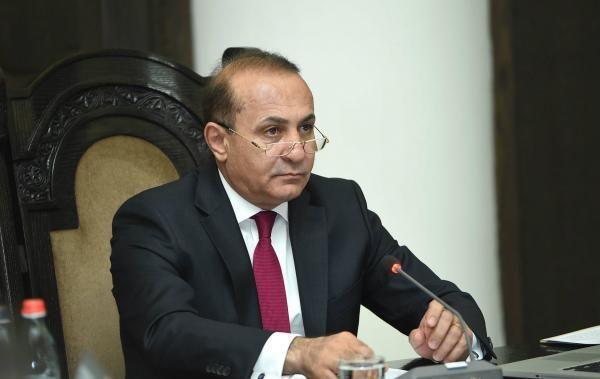 Rusiyanın Ermənistana silah şantajı