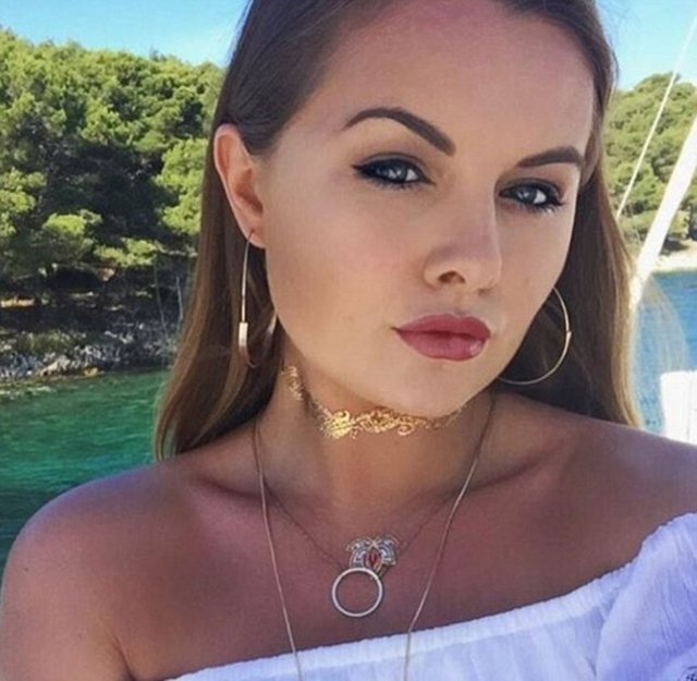 Tiffany Brien'ın karnı bir gecede bu hale geldi