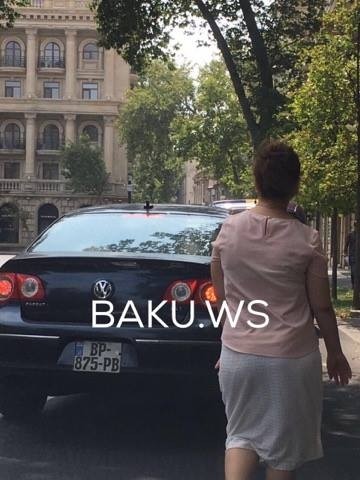 Bakıda bu qadın qarşınıza çıxsa diqqətli olun - FOTO