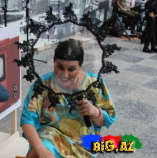 Elzanın başına əndrəbadi əşya