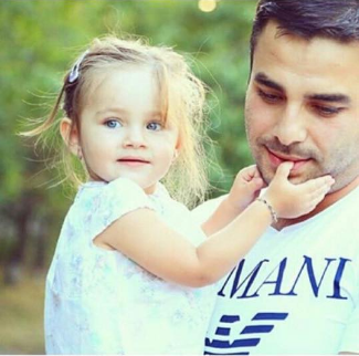 Balaca Banunun anası ilə yeni FOTOSU