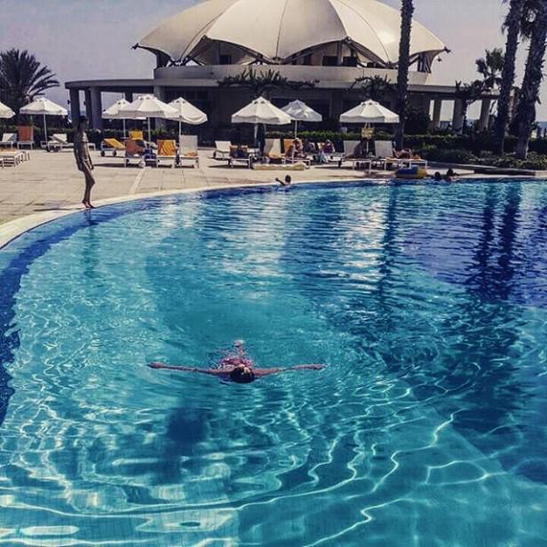 Afaq Gəncəli hovuzda - FOTO