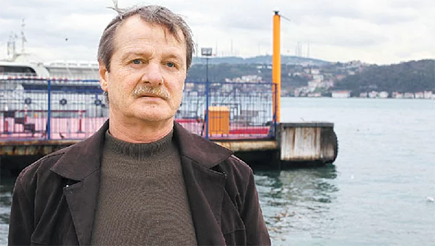 Ömercik'ten yıllar bir şeyler götürse de çocukluğunu andırıyor.
