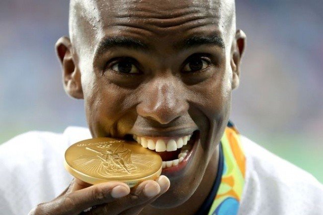 Olimpiya çempionlarının medallarını dişləməsinin maraqlı səbəbi - FOTO
