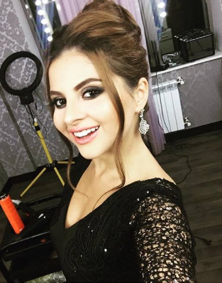 Xalq artistinin cazibədar qızı - FOTOLAR