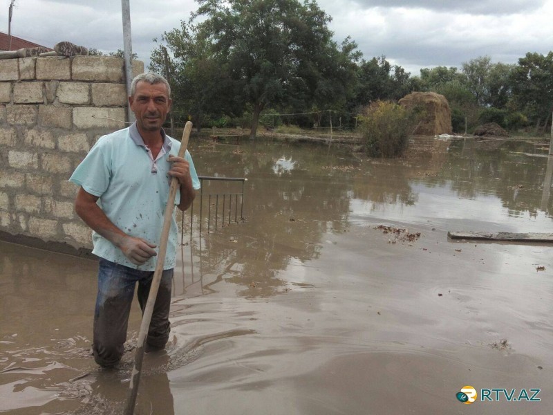 Azərbaycanda bir neçə kəndi su basdı - Fotolar